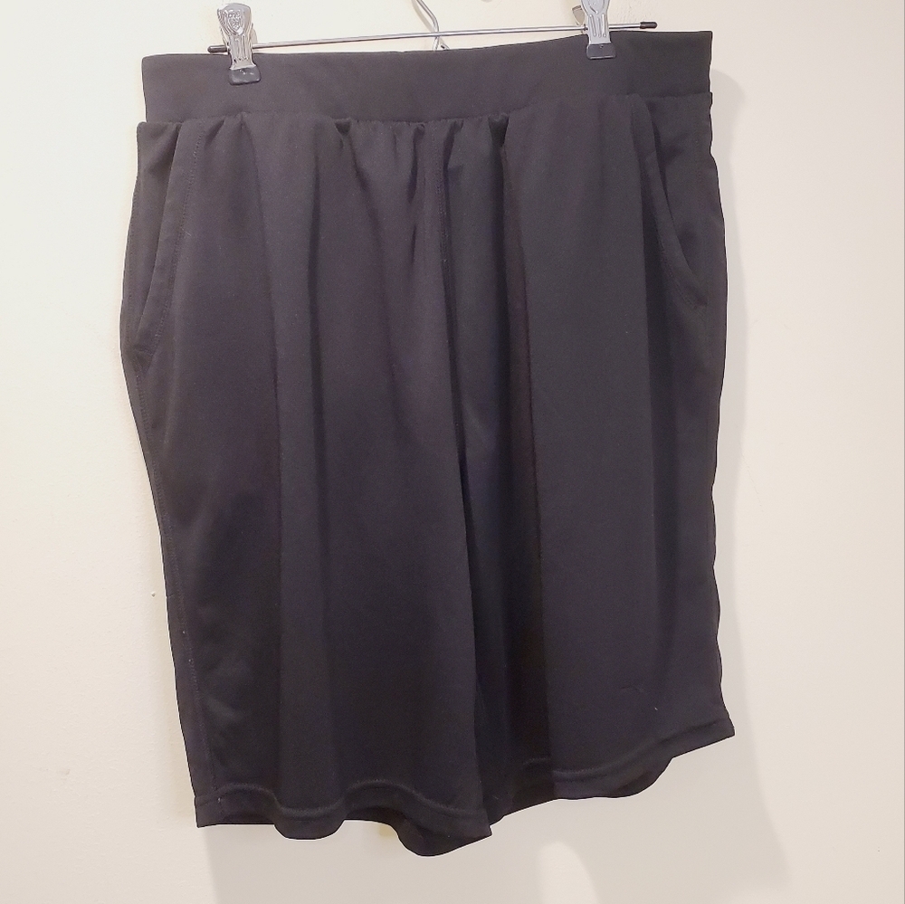 32 Degrees men's black shorts size M